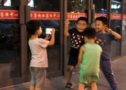 娱乐吃瓜头像男生,揭秘娱乐圈男星吃瓜头像背后的故事